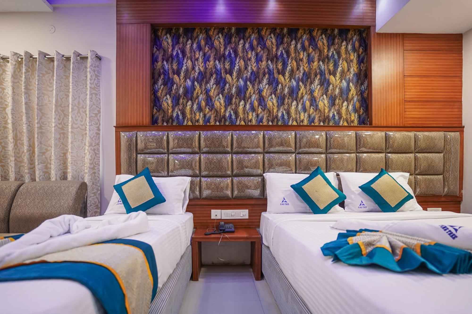 Pine Tree Boutique 3*
